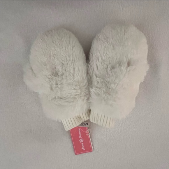 Gymboree Snow Princess White Faux Fur Mittens - Picture 1 of 4